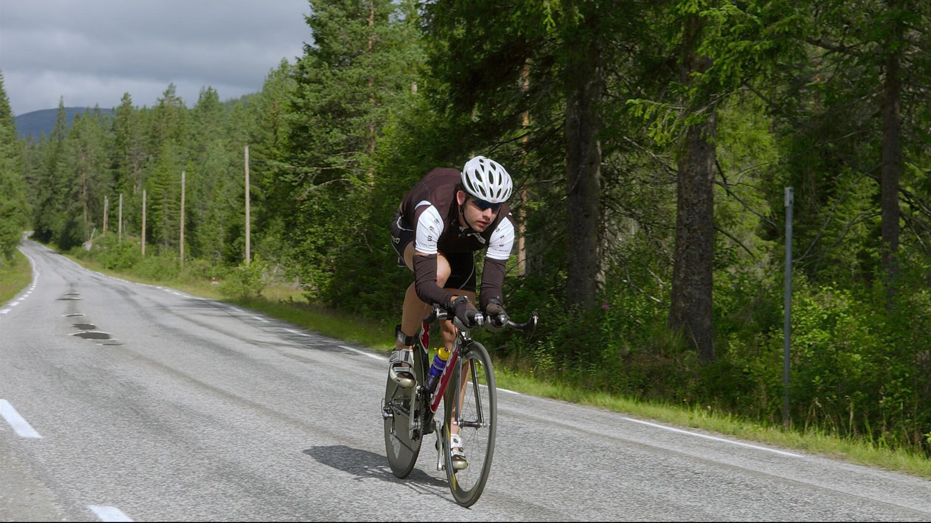 外交棋局中的意外转会，伊拉克如何带走芬兰，凯塞多成为关键先生