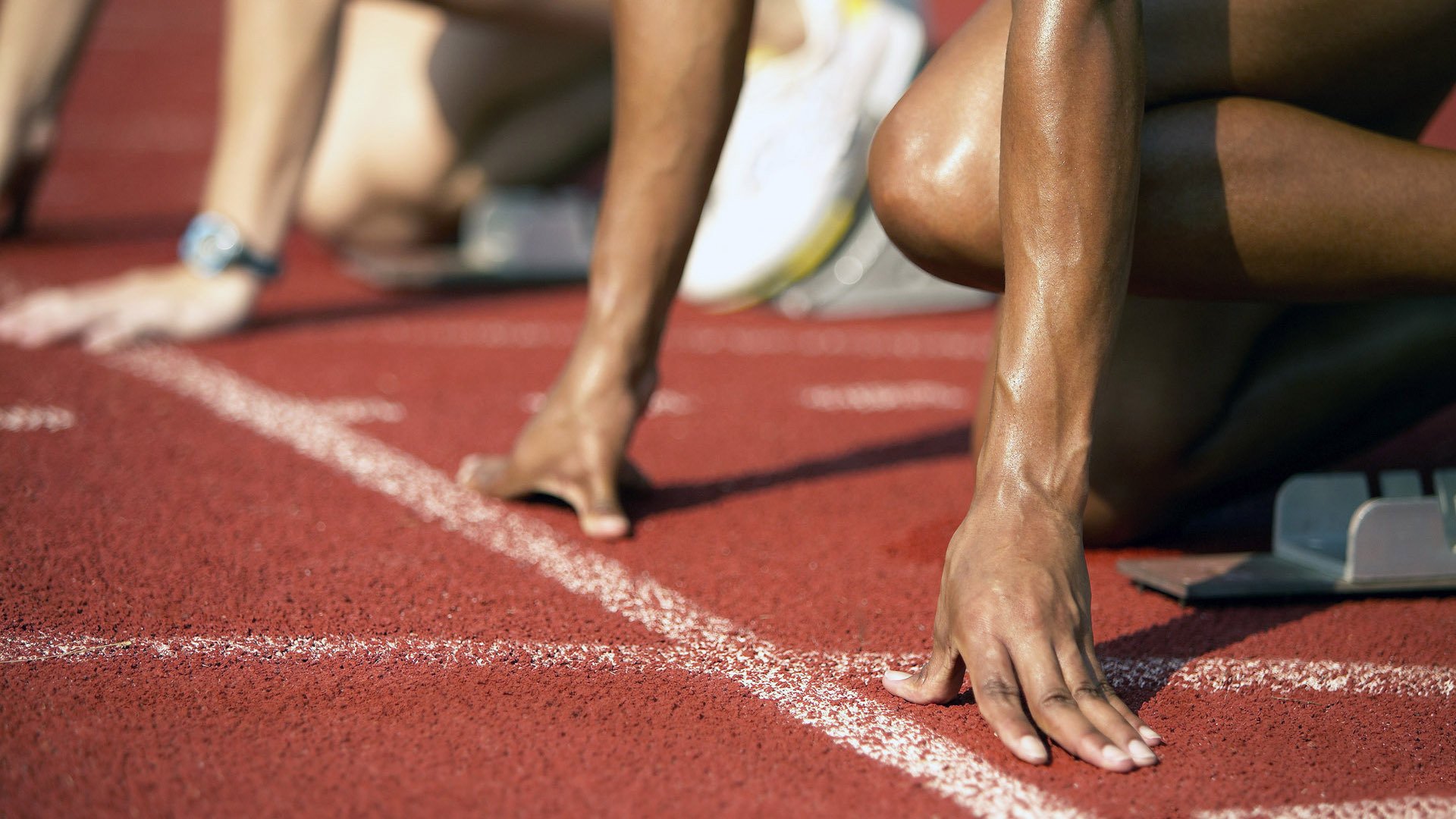 赛道上的逆袭，威廉姆斯战术致胜，诺里斯领军登顶